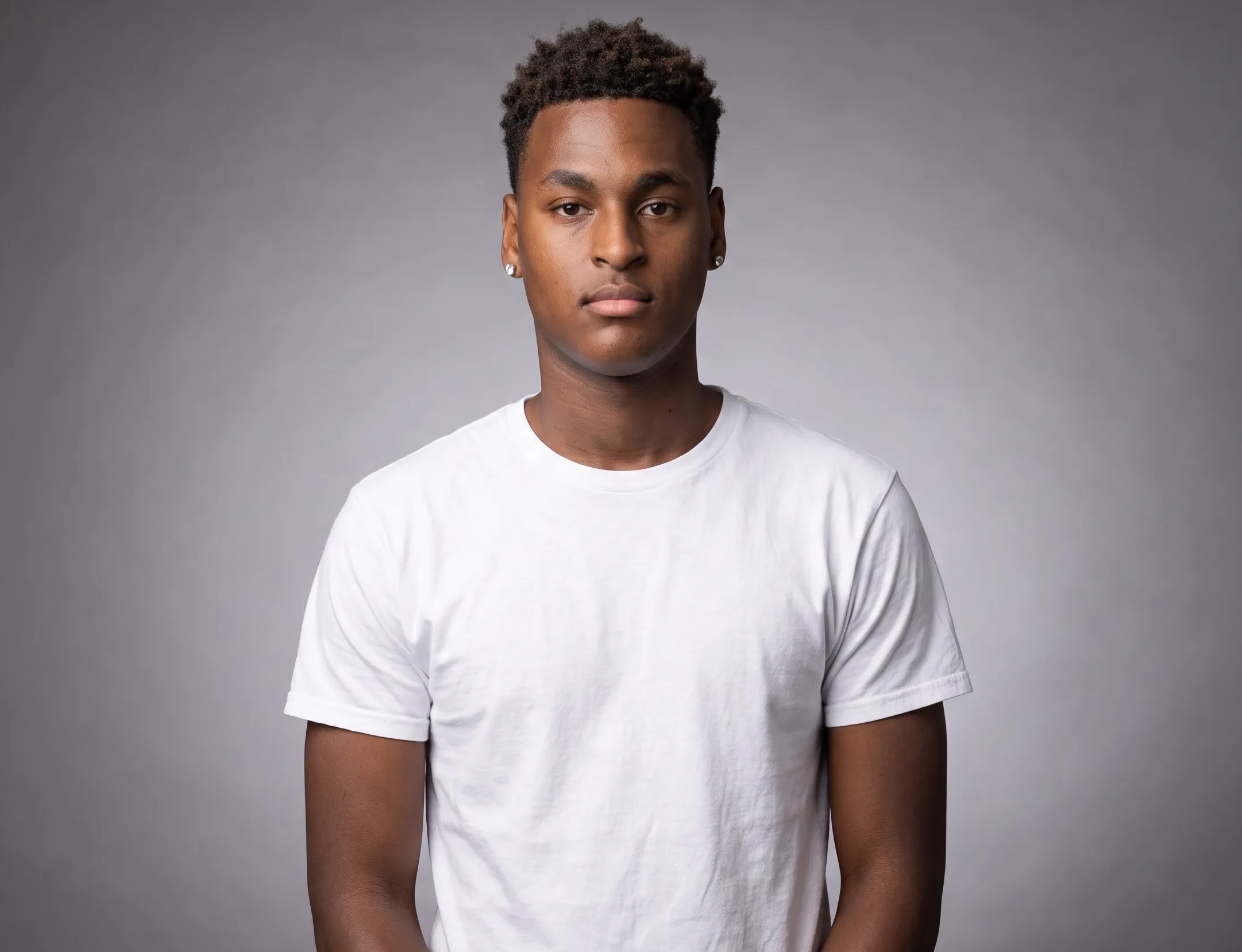Cropuncrossed_arms_professional_backdrop_cropped